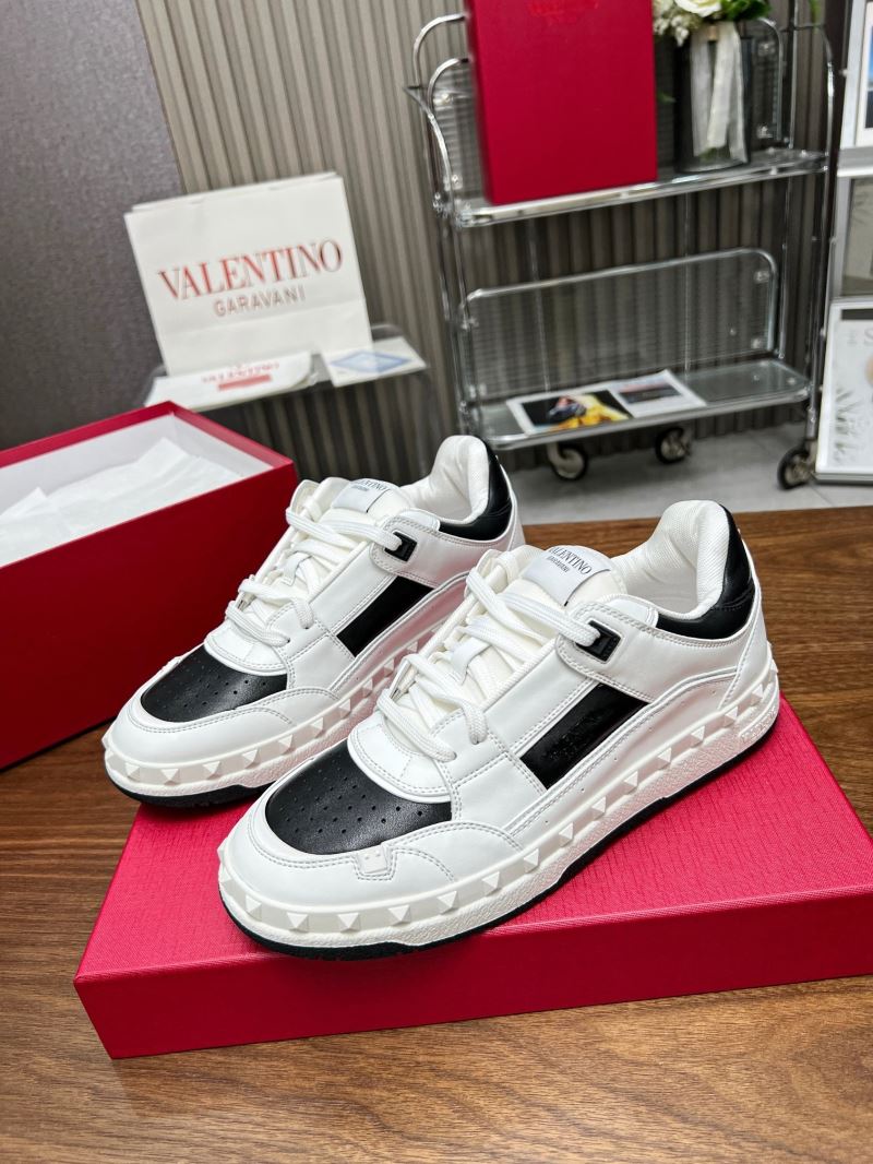 Valentino Sneakers